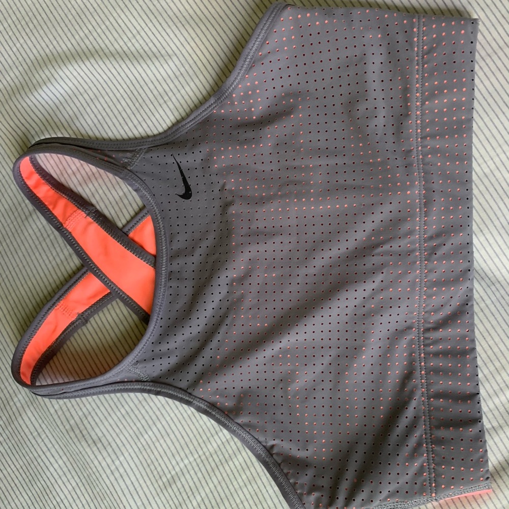 NIKE sports bra